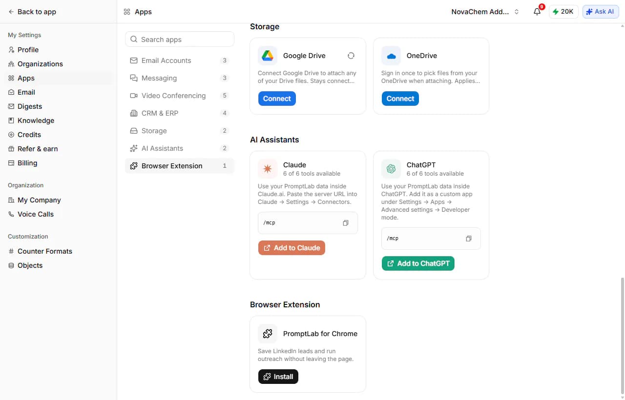 Der Bereich AI Assistants in den Apps-Einstellungen mit den Connector-Karten für Claude und ChatGPT