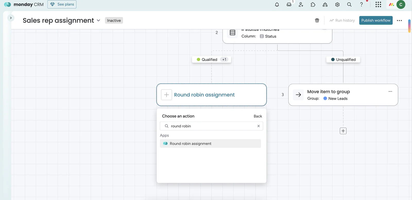 Der Automatisierungs-Builder von monday CRM: ein Status-Zweig, der qualifizierte Leads per Round-Robin zuweist